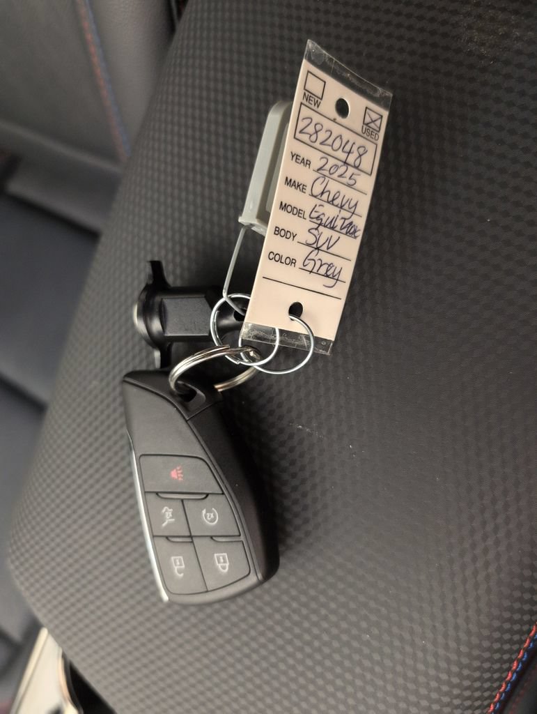 Used 2025 Chevrolet Equinox RS w/ Convenience Package III FWD image 40