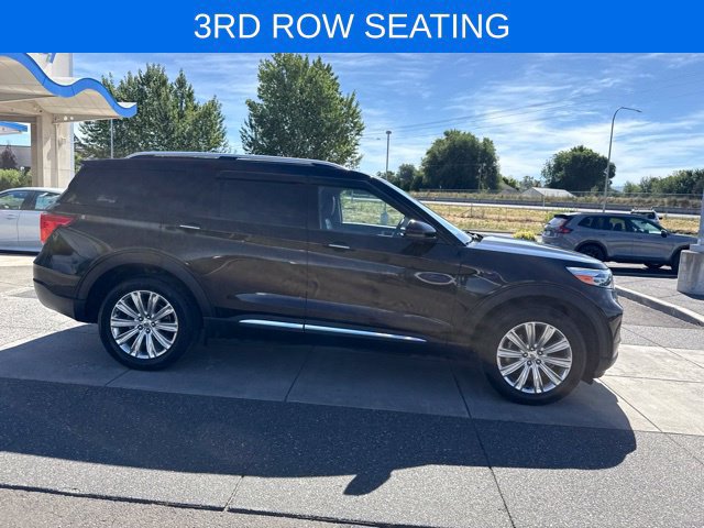Used 2022 Ford Explorer Limited w/ Equipment Group 301A AWD/4WD image 3