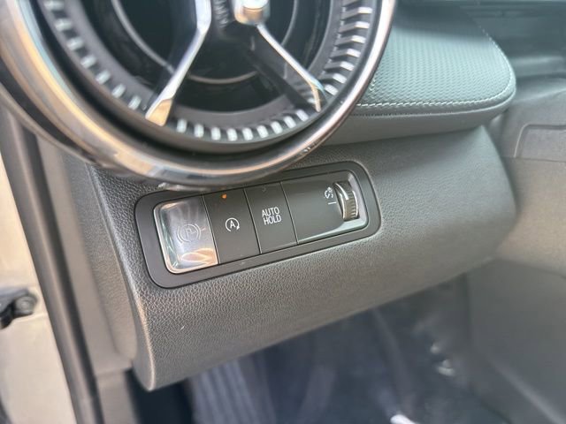 Used 2025 Chevrolet Equinox LT w/ Convenience Package II FWD image 24