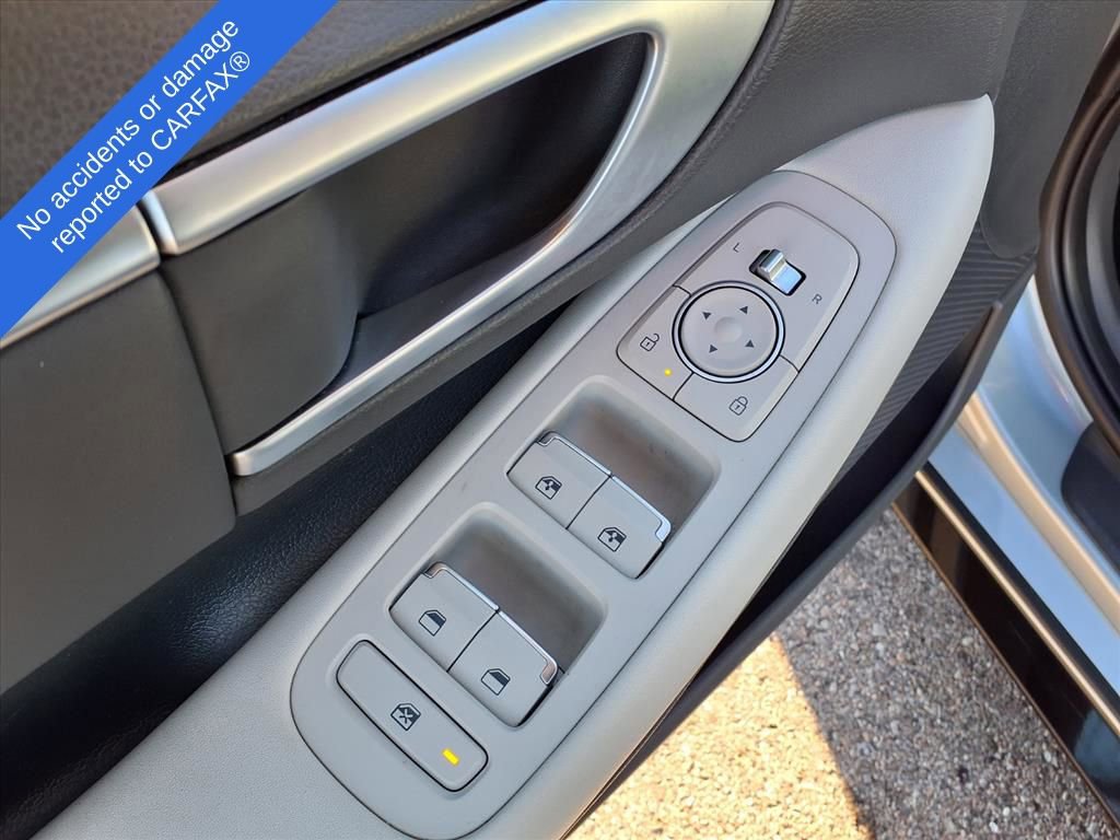 Used 2024 Hyundai Sonata SEL image 16