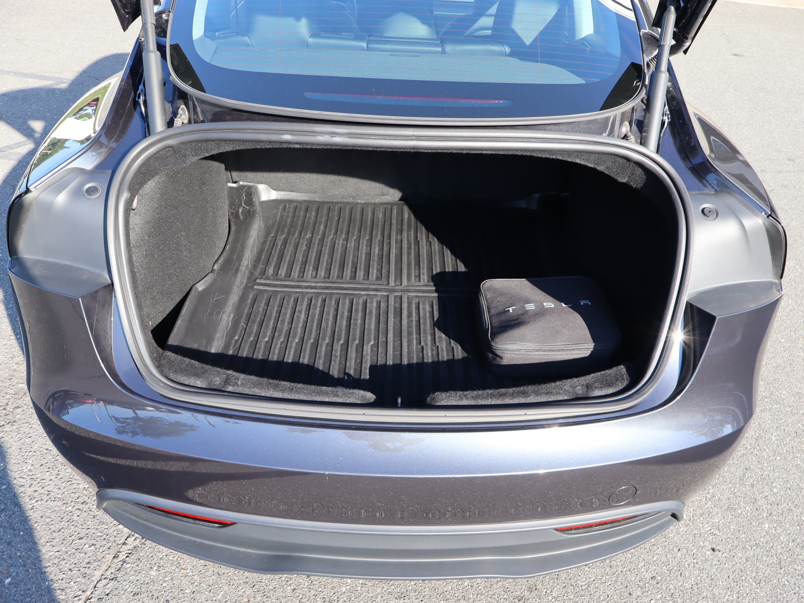 Used 2025 Tesla Model 3 Long Range RWD image 27
