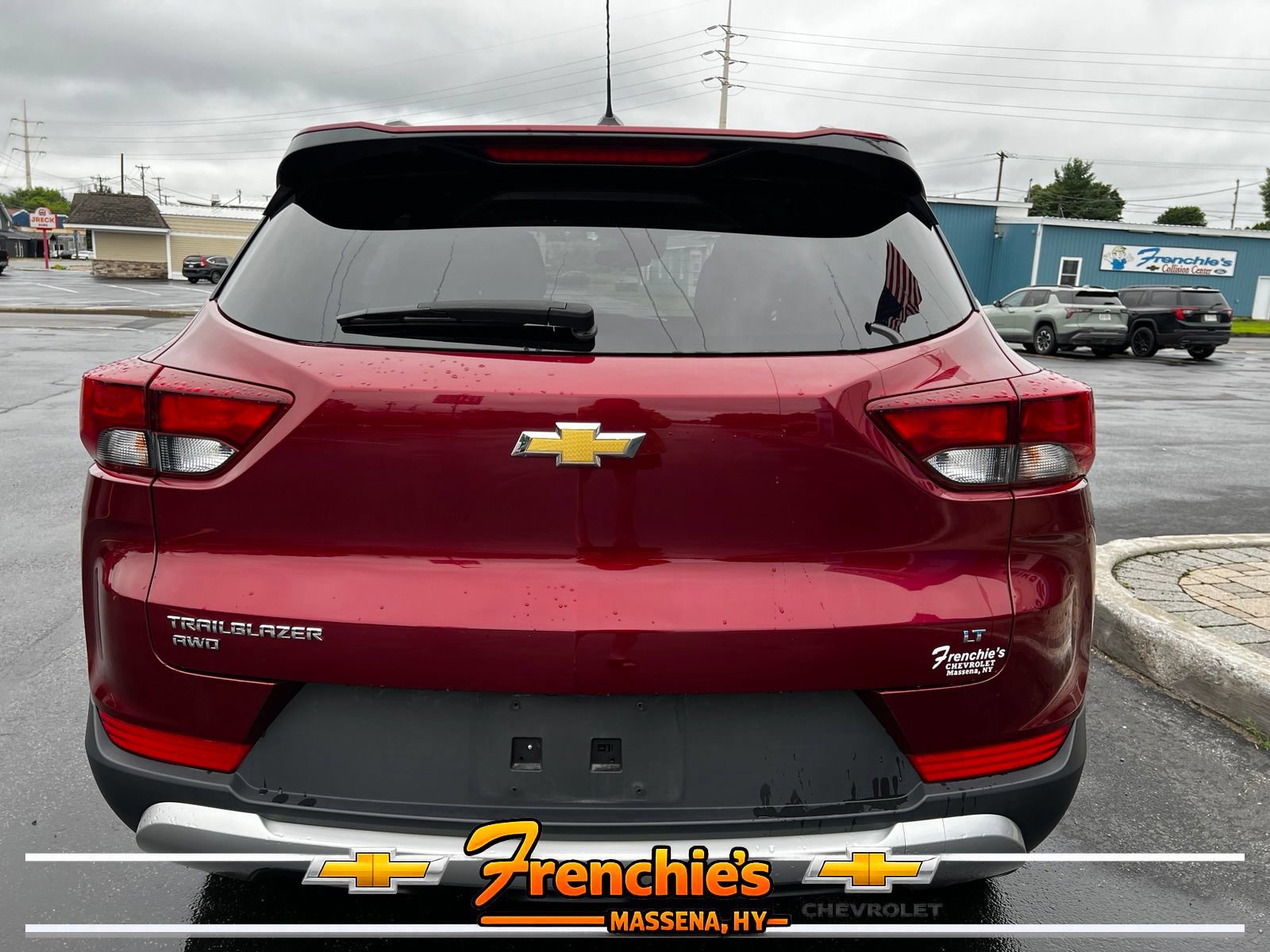 Used 2022 Chevrolet TrailBlazer LT AWD/4WD image 4
