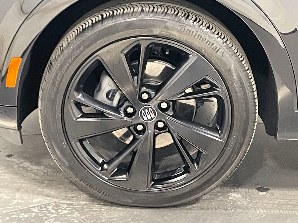 Used 2025 Buick Envision Sport Touring image 36
