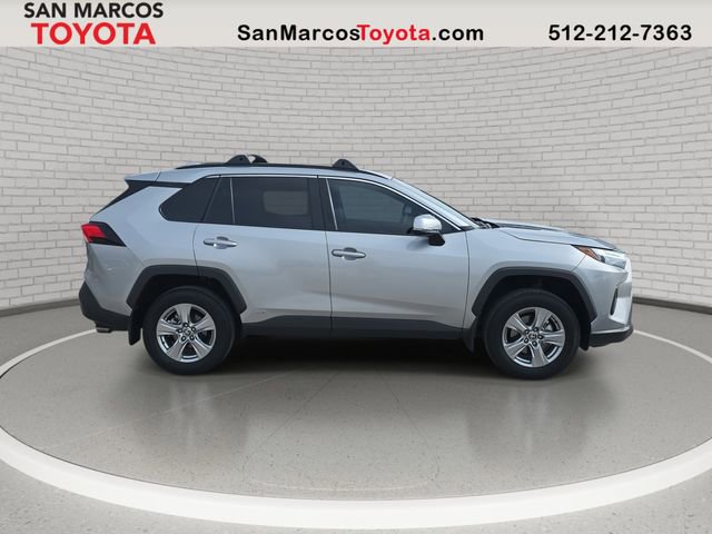Used 2024 Toyota RAV4 XLE w/ Convenience Package image 4