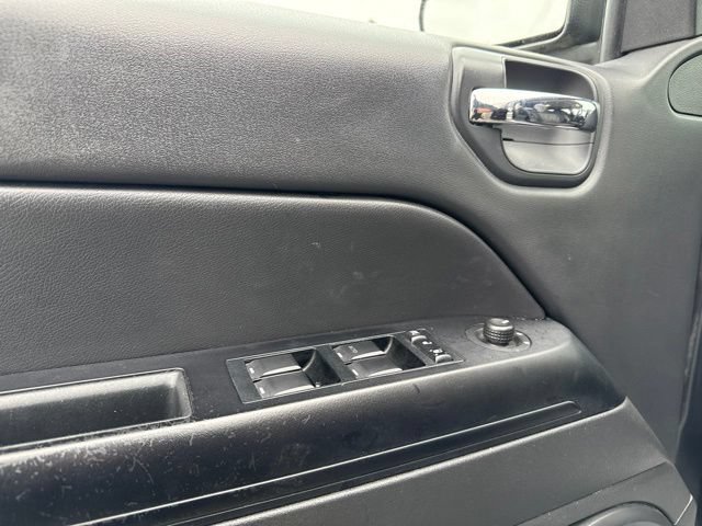 Used 2014 Jeep Compass Sport w/ Power Value Group FWD image 18