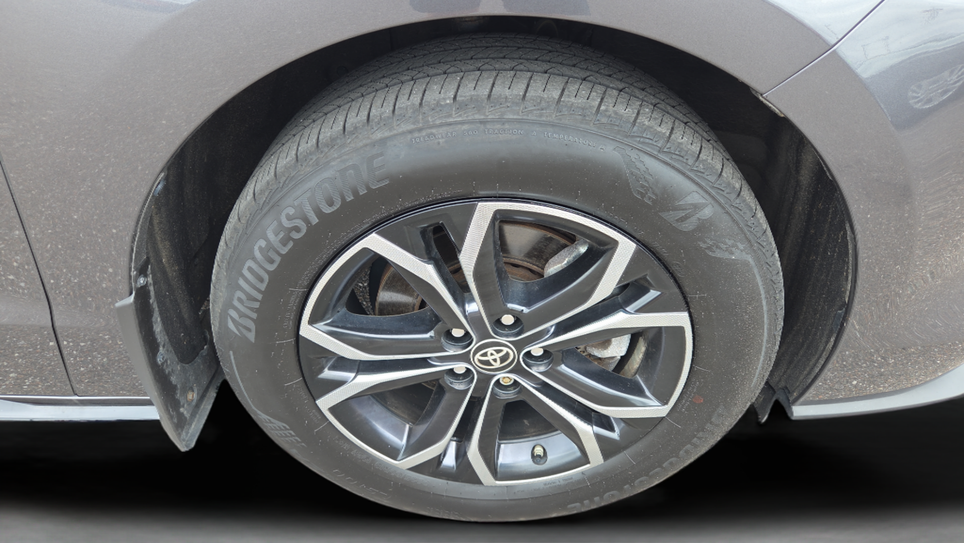 Certified 2025 Toyota Sienna Platinum AWD/4WD image 37