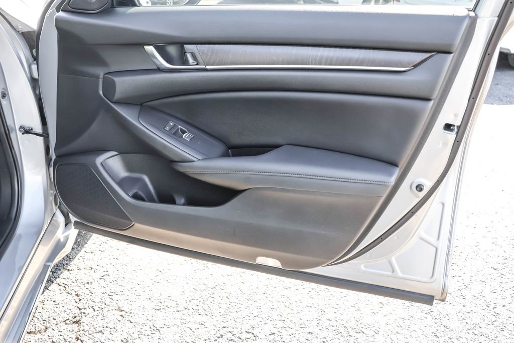 Used 2019 Honda Accord Touring image 42