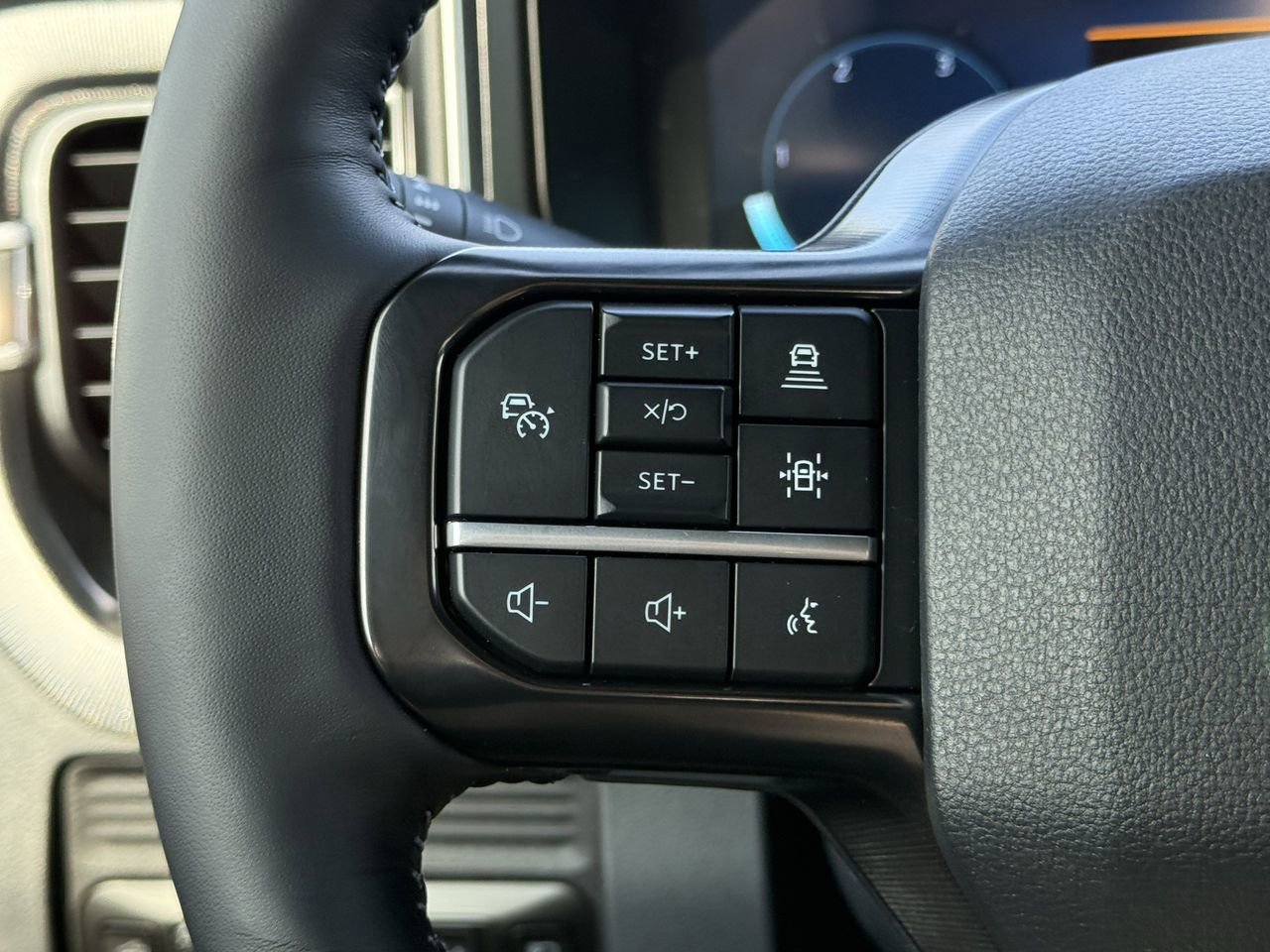 New 2026 Ford F250 Platinum w/ Tremor Off-Road Package image 41