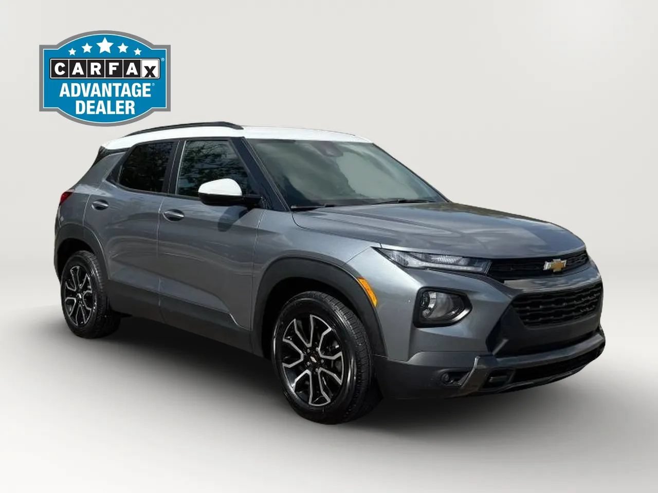Used 2021 Chevrolet TrailBlazer ACTIV w/ Driver Confidence Package FWD image 3