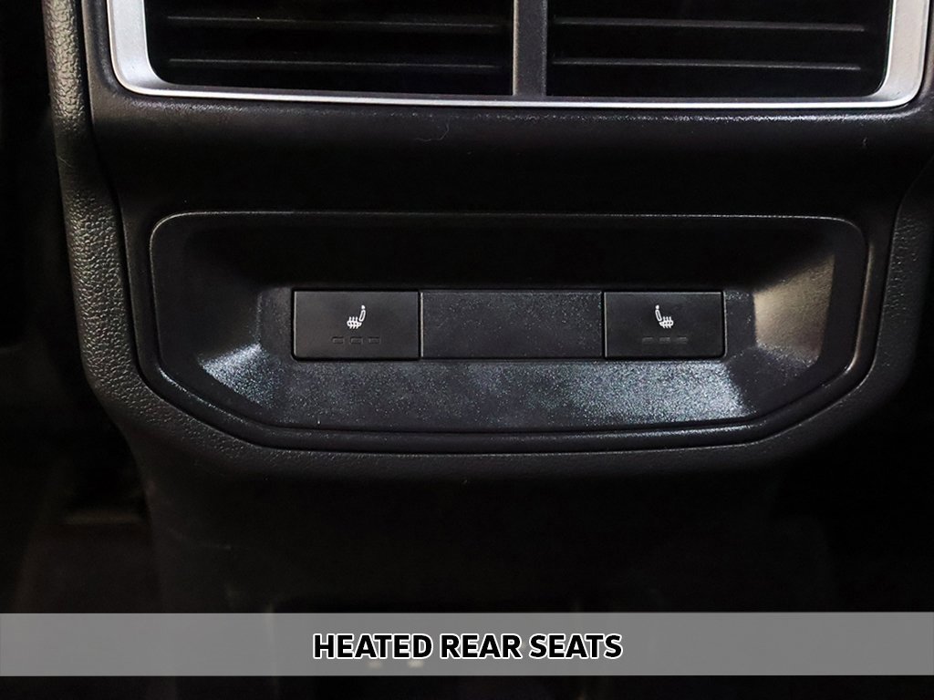 Used 2024 Volkswagen Atlas Cross Sport SEL R-Line image 9