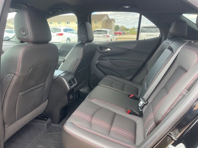 Used 2022 Chevrolet Equinox RS w/ LPO, Floor Liner Package image 38