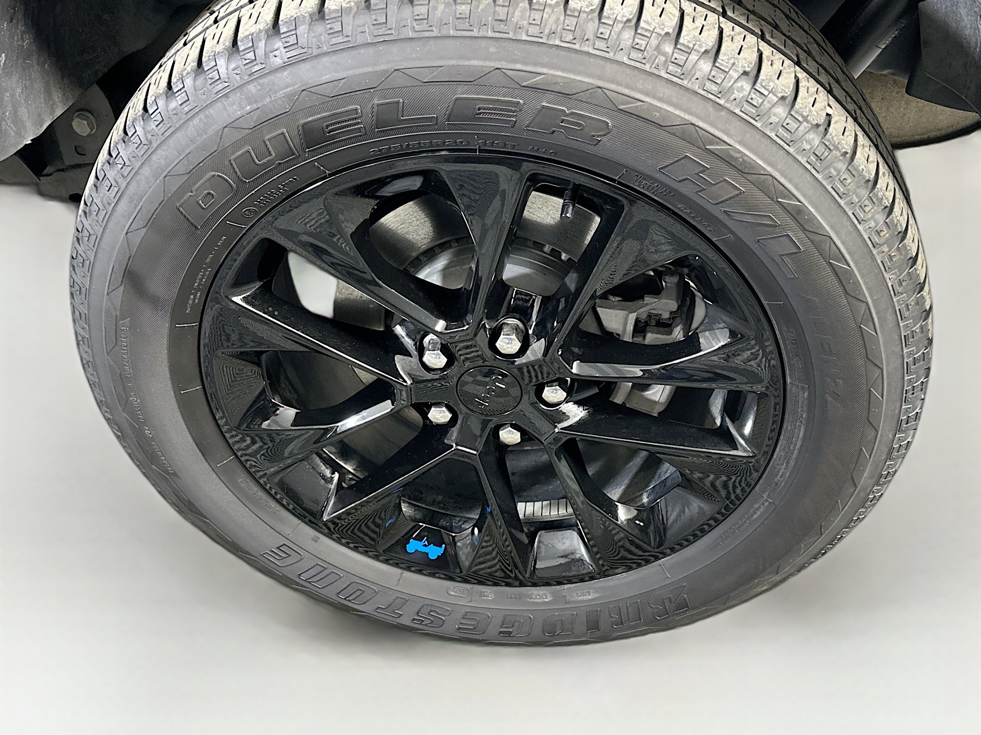 Used 2023 Jeep Wrangler Sahara w/ Cold Weather Group image 11