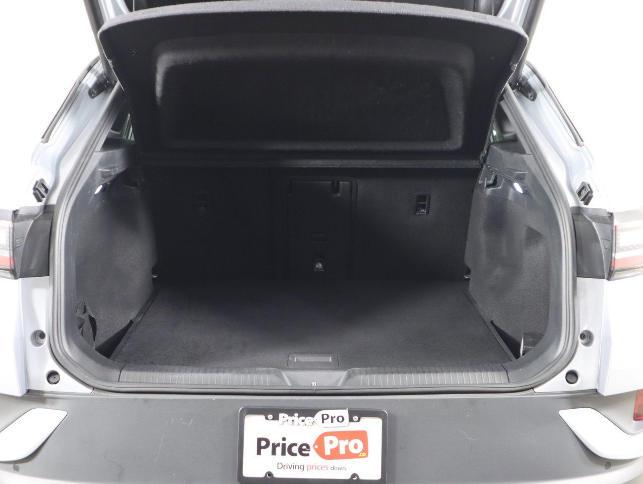 Used 2022 Volkswagen ID.4 Pro S image 8