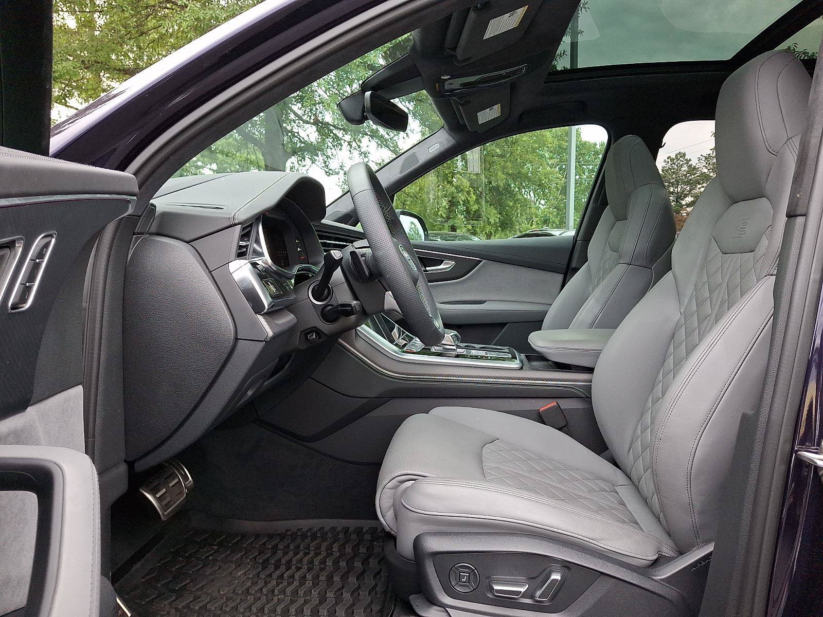 Used 2025 Audi SQ7 Prestige w/ Prestige Package AWD/4WD image 13