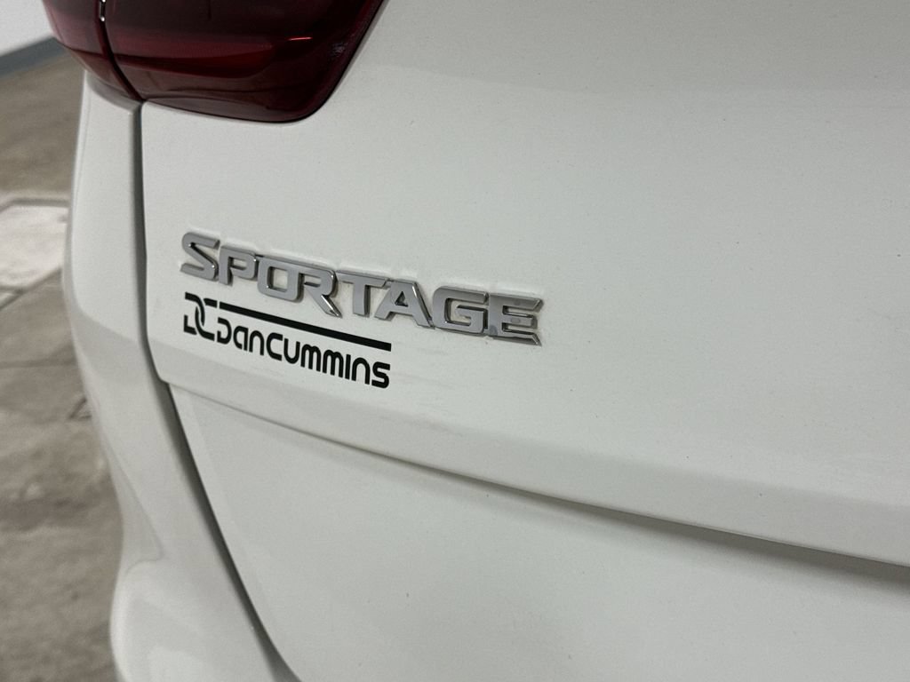 Used 2020 Kia Sportage LX FWD image 25