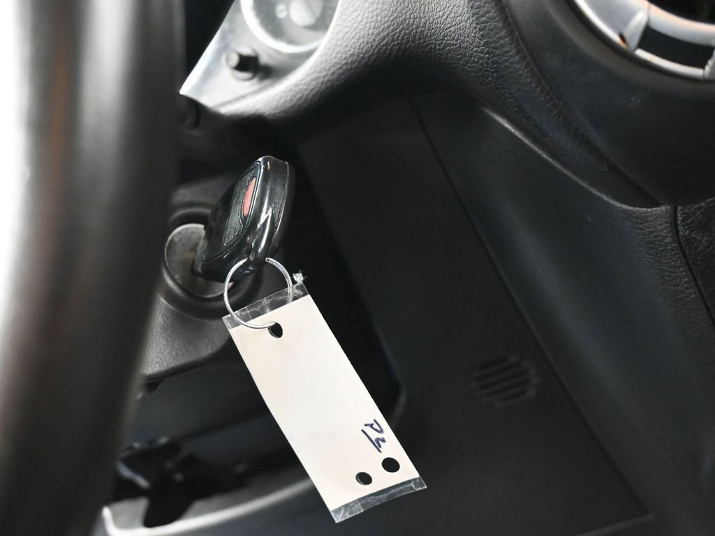 Used 2015 Jeep Wrangler Unlimited Sahara w/ Dual Top Group image 23