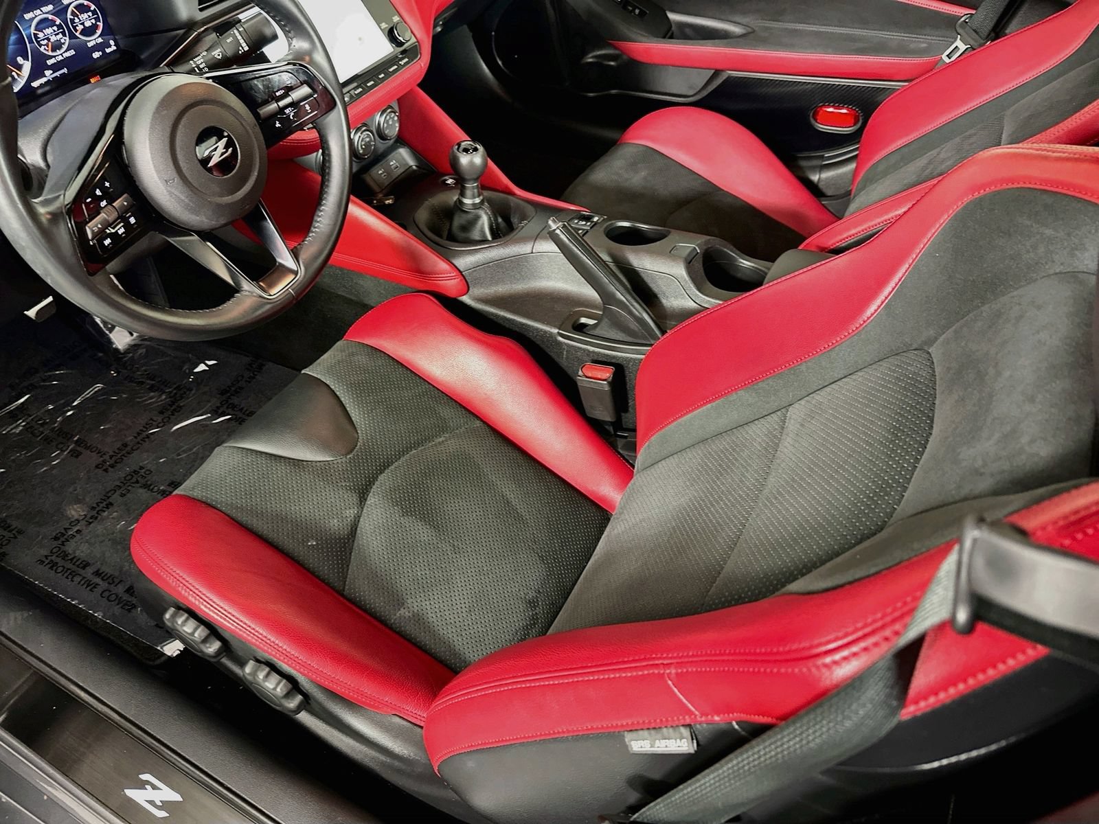 Used 2024 Nissan Z Performance w/ Floor Mat Package RWD image 23