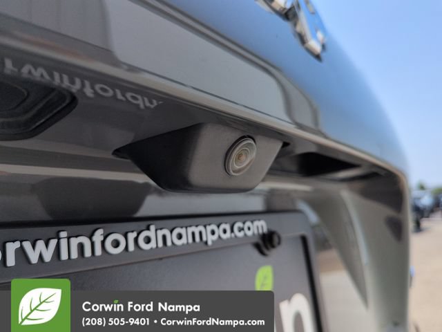 Used 2020 Jeep Cherokee Latitude Plus w/ Cold Weather Group AWD/4WD image 31