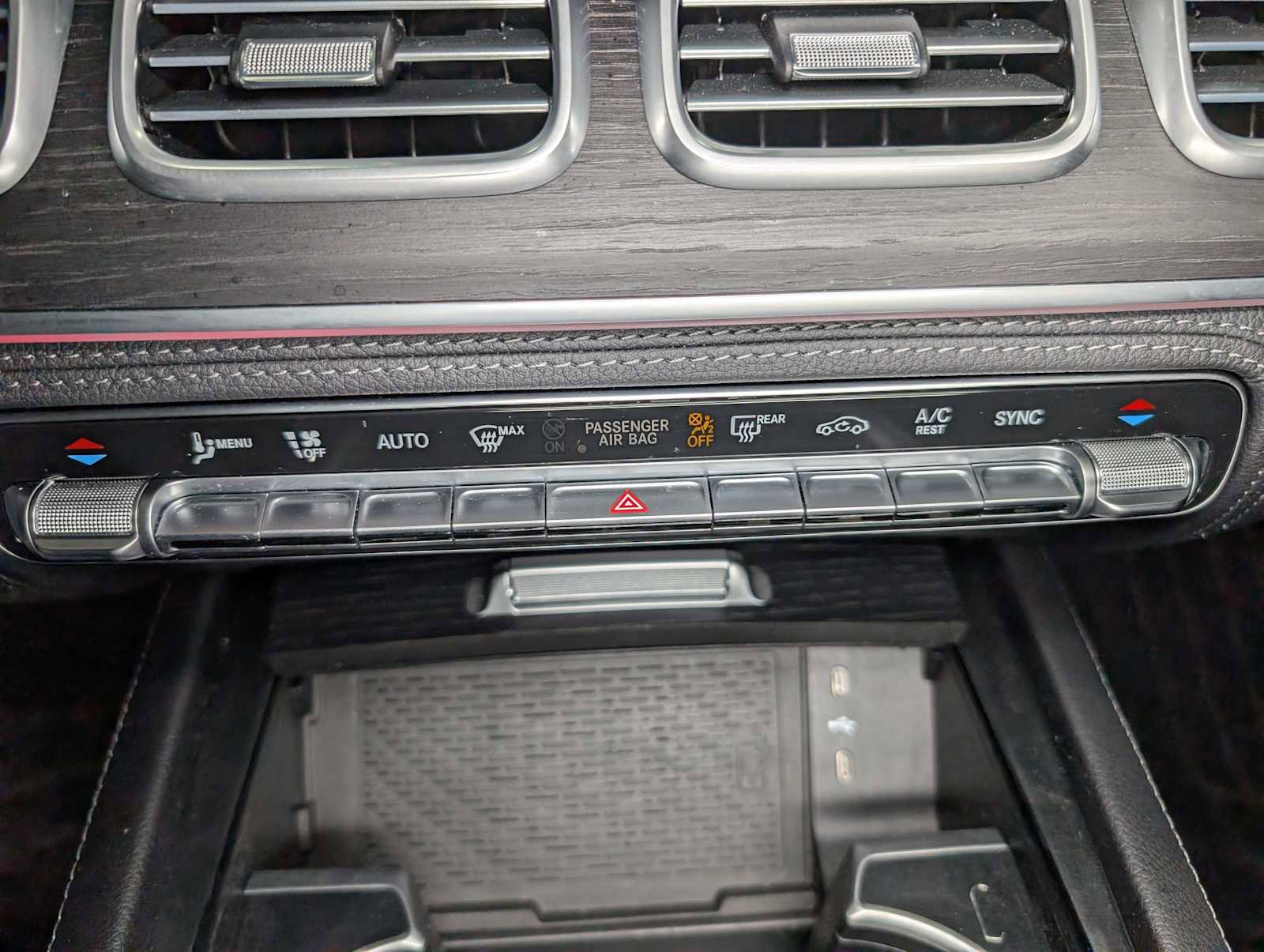 Certified 2025 Mercedes-Benz GLS 450 4MATIC image 31