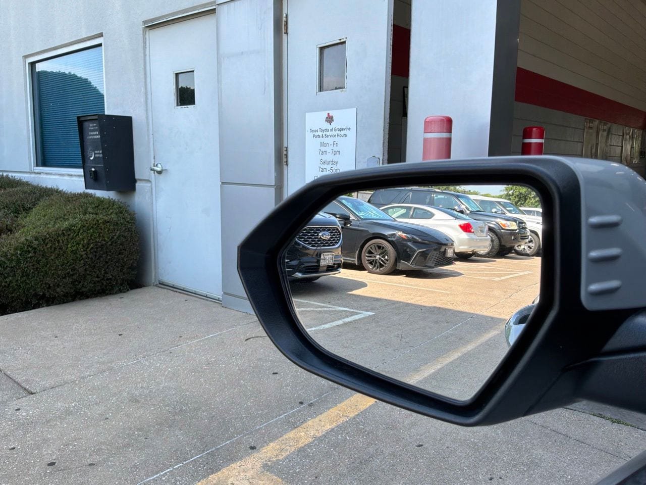 Used 2025 Hyundai Kona SEL FWD image 19