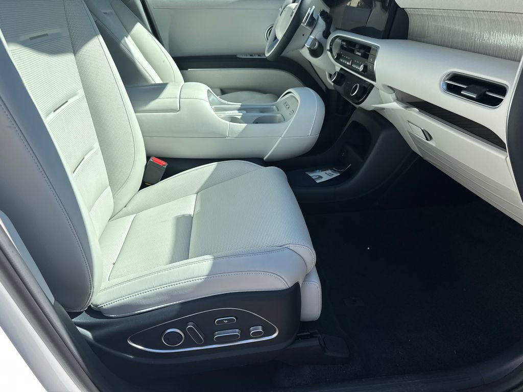 New 2026 Hyundai Palisade Calligraphy FWD image 13