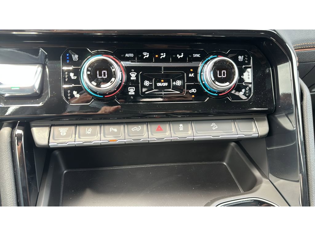 New 2026 GMC Sierra 3500 AT4 AWD/4WD image 16