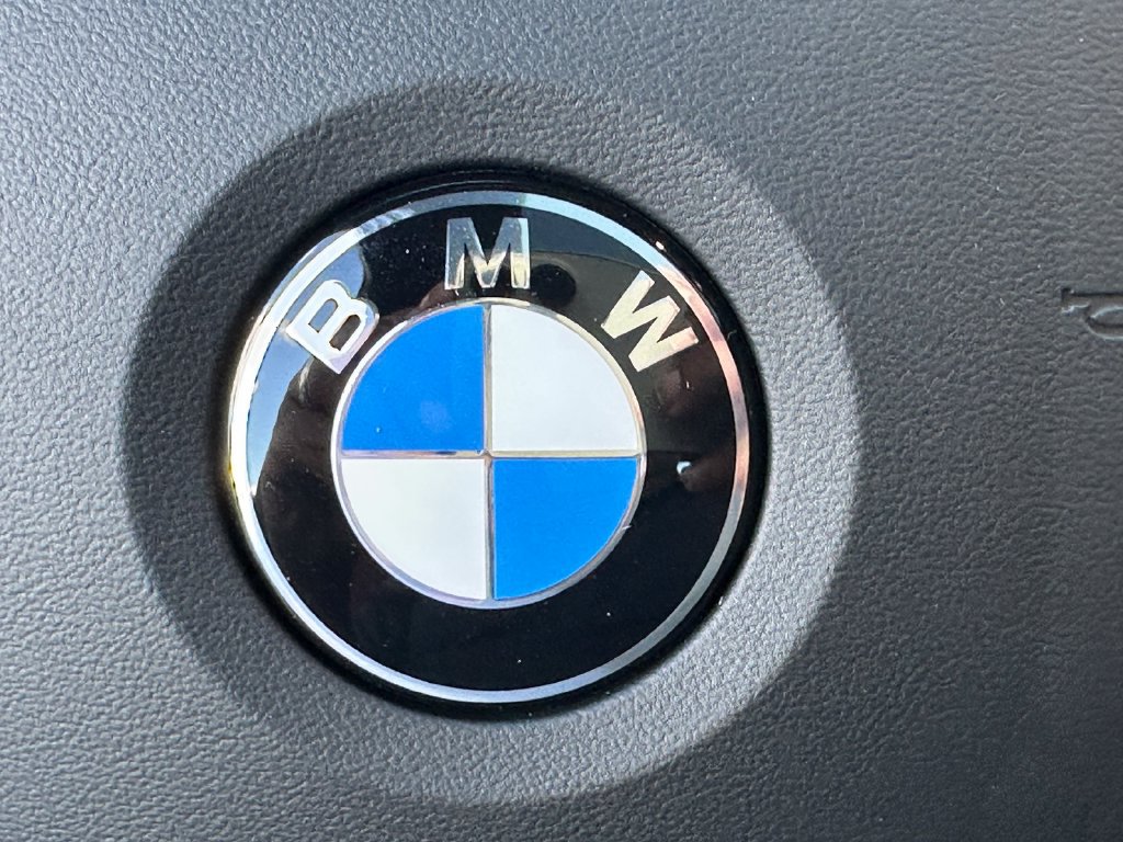 New 2026 BMW 330i Sedan w/ M Sport Package RWD image 22