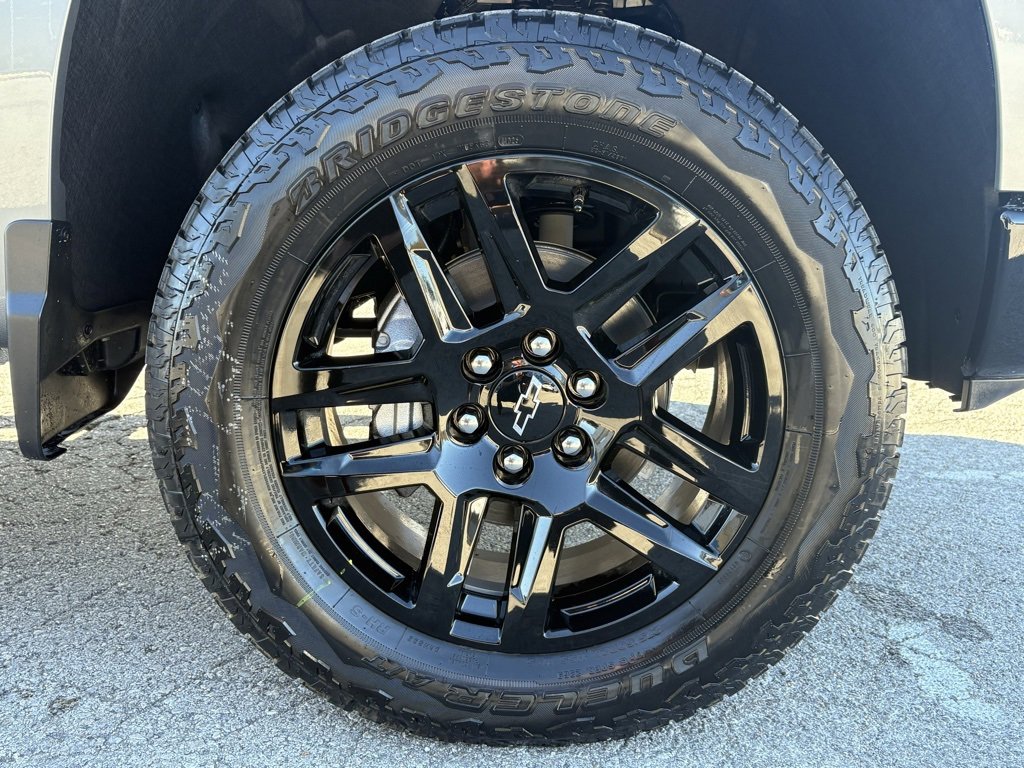 New 2026 Chevrolet Silverado 1500 LT Trail Boss w/ LPO, Dark Essentials Package image 13