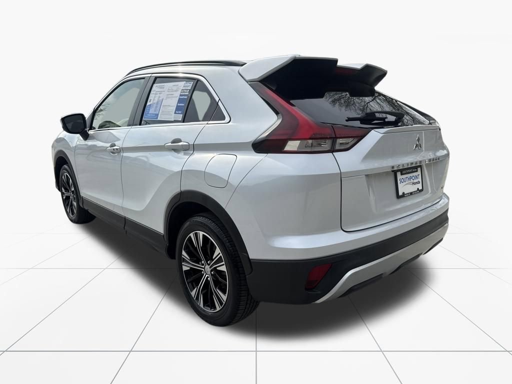 Used 2022 Mitsubishi Eclipse Cross SE image 6