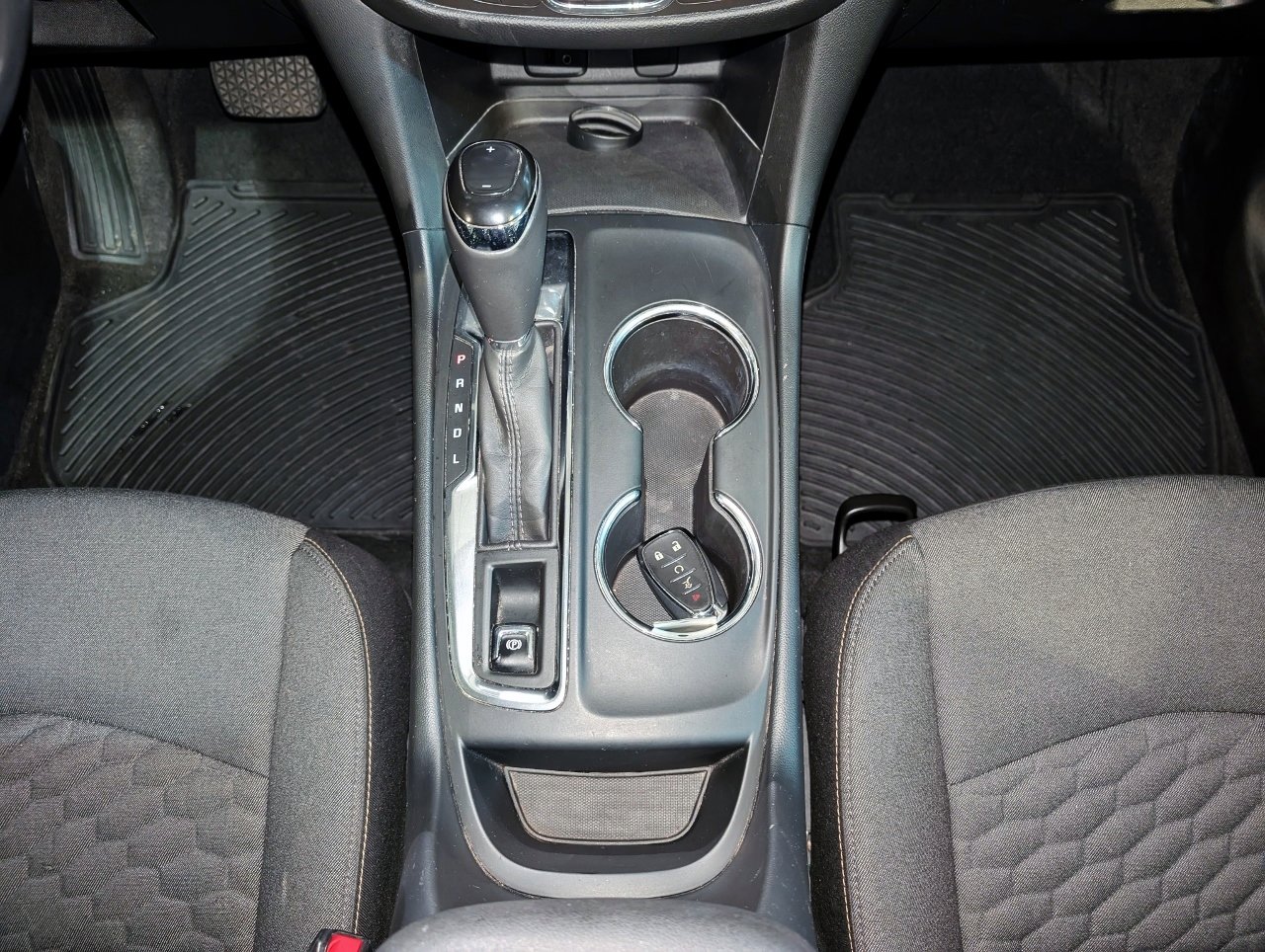 Used 2018 Chevrolet Equinox LT image 37