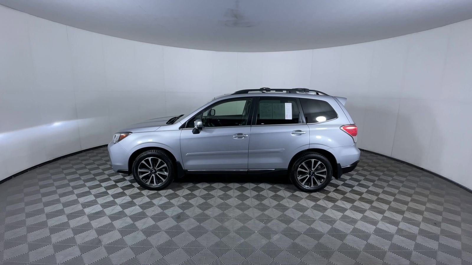 Used 2018 Subaru Forester 2.0XT Touring AWD/4WD image 5