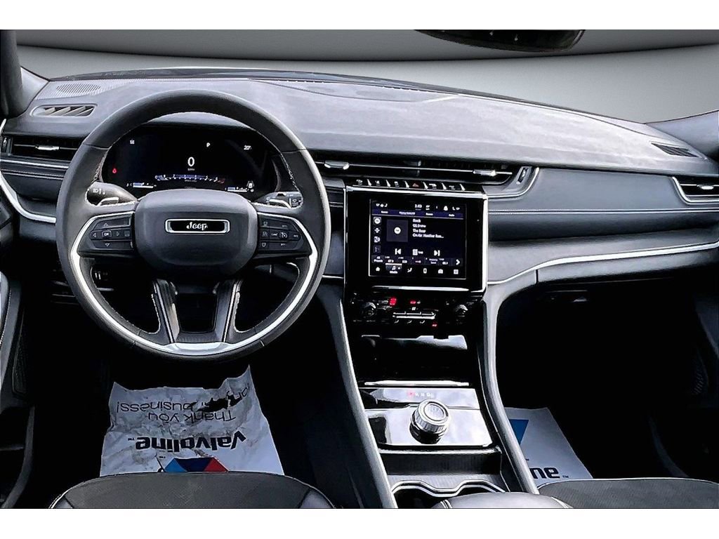 Certified 2024 Jeep Grand Cherokee L Laredo image 6