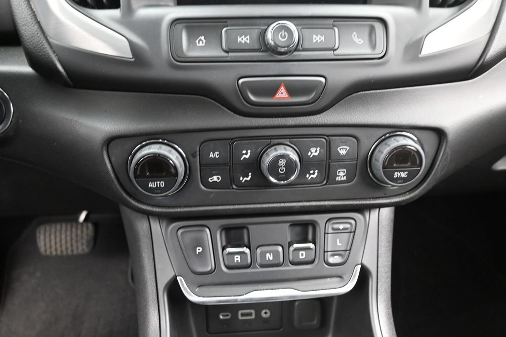 Used 2020 GMC Terrain SLE w/ Driver Convenience Package AWD/4WD image 20