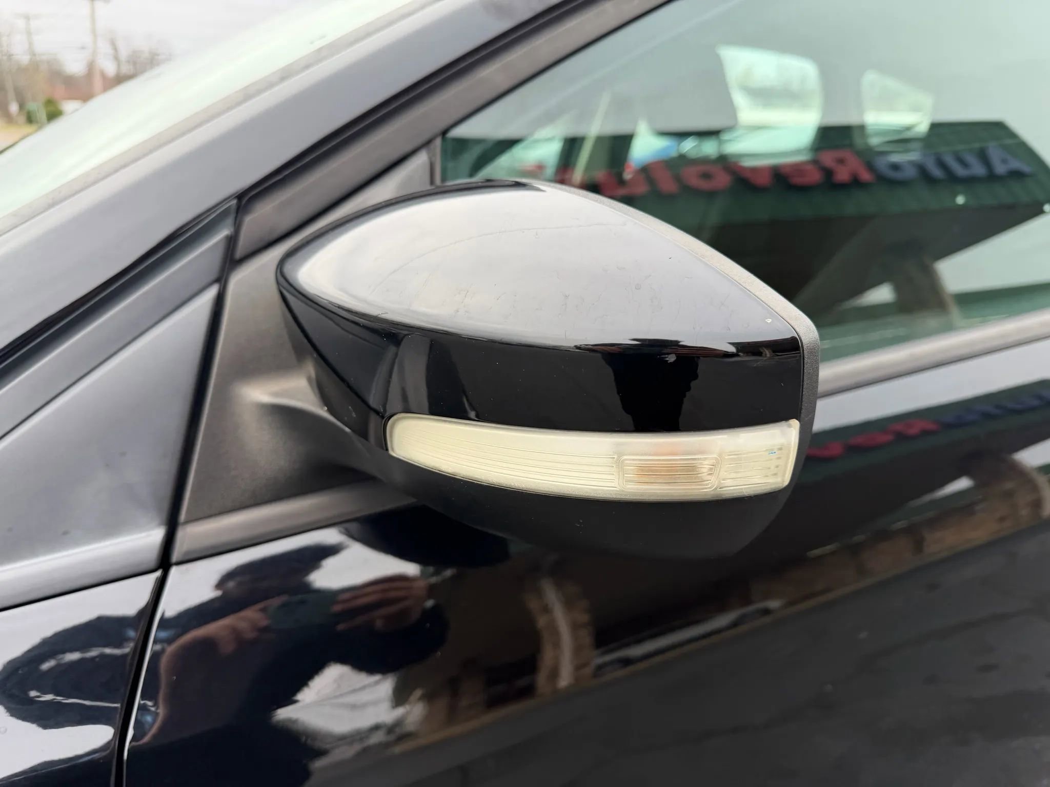 Used 2017 Ford Focus SE image 9