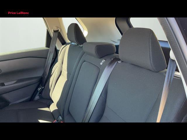 Used 2025 Nissan Rogue S image 10