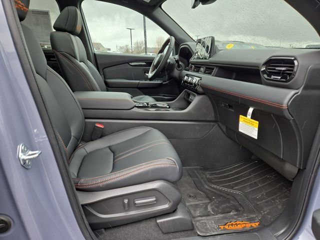 New 2025 Honda Pilot TrailSport image 38