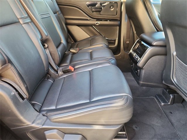 Used 2023 Lincoln Aviator Reserve w/ Elements Package Plus image 28