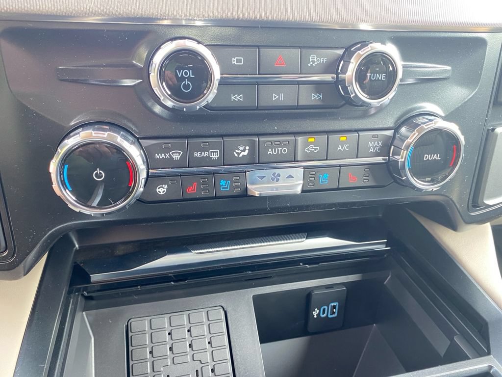 New 2026 Ford F350 Platinum w/ Platinum Plus Package AWD/4WD image 28