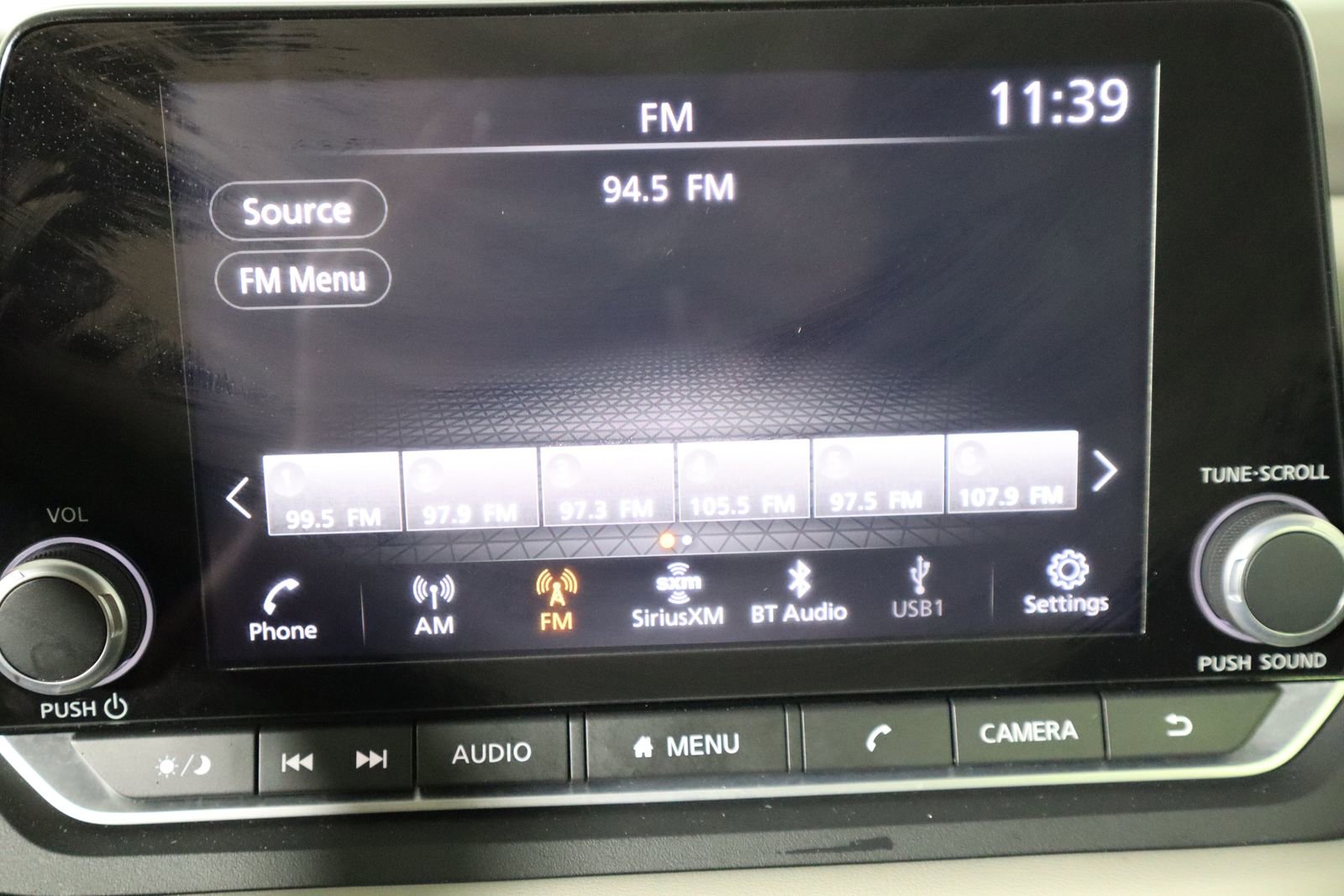 Used 2023 Nissan Rogue SV FWD image 25