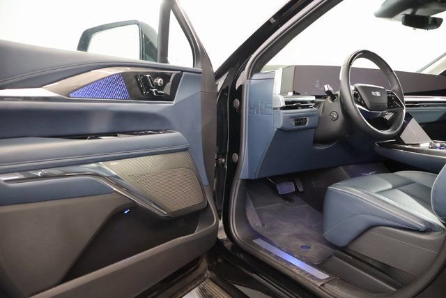 New 2025 Cadillac Escalade IQ Sport 2 AWD/4WD image 6