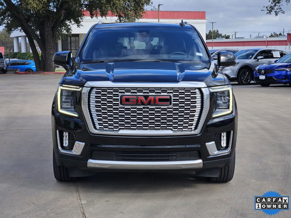 Used 2021 GMC Yukon XL Denali w/ Denali Premium Package image 2