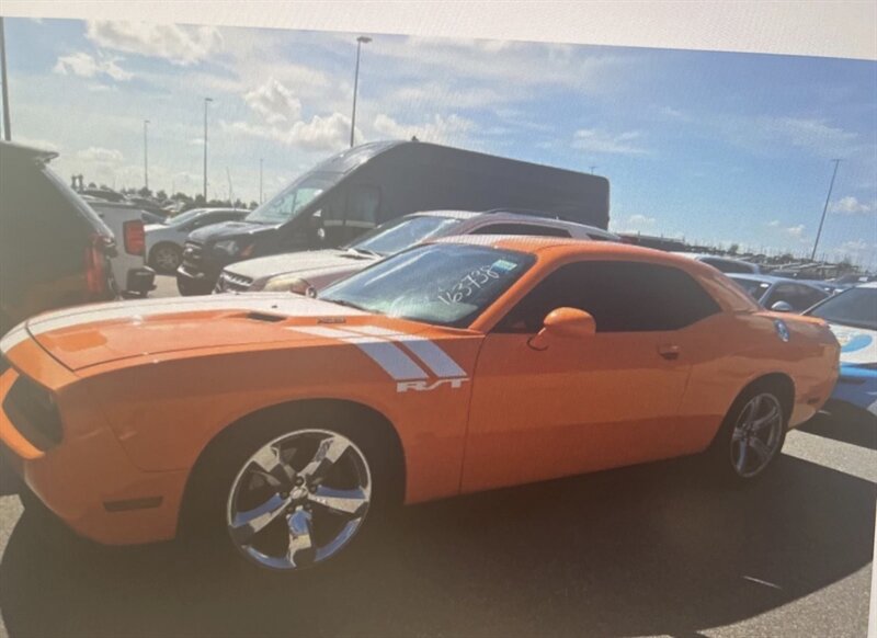 Used 2014 Dodge Challenger R/T Plus RWD image 1