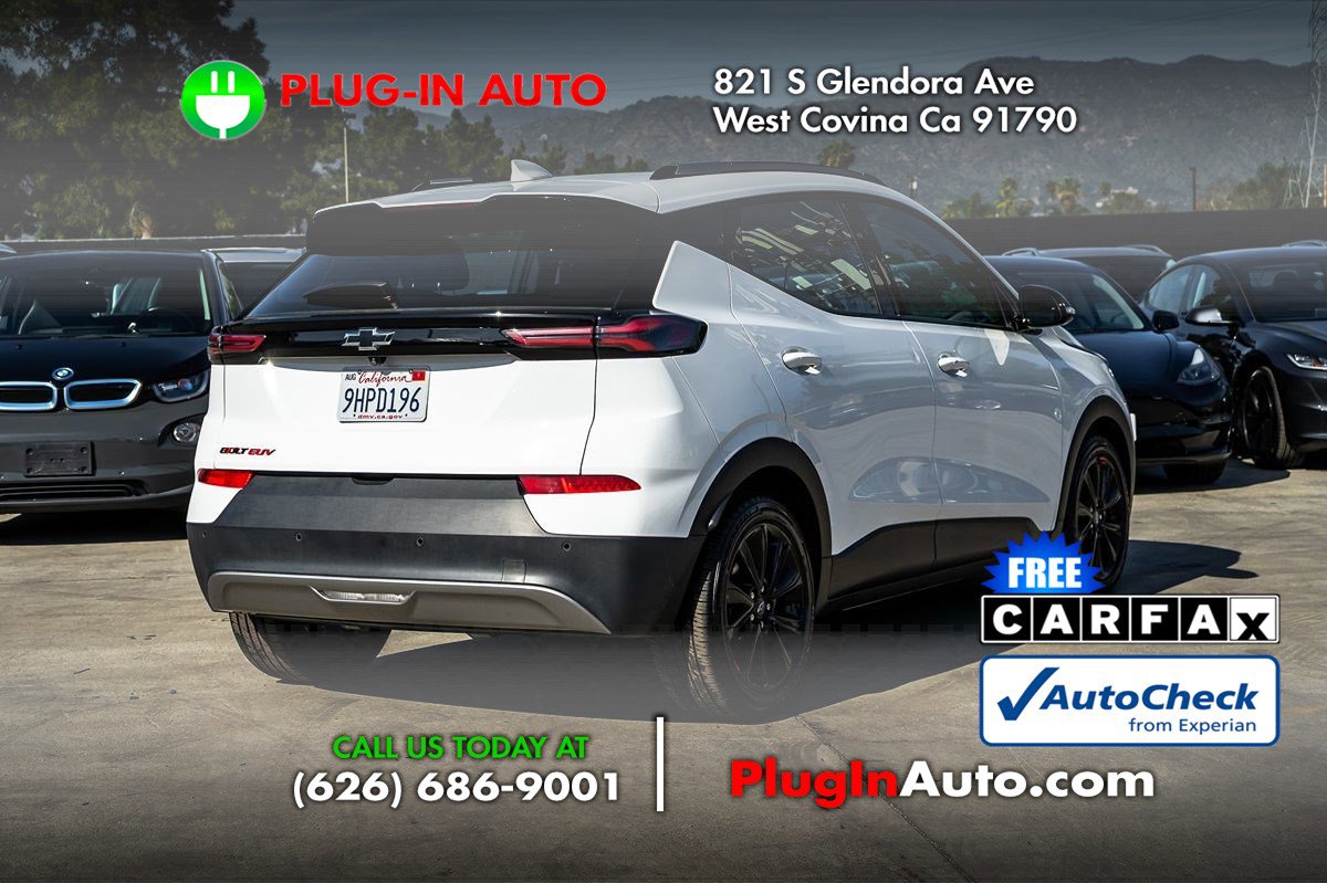 Used 2023 Chevrolet Bolt EUV LT w/ Convenience Package image 5