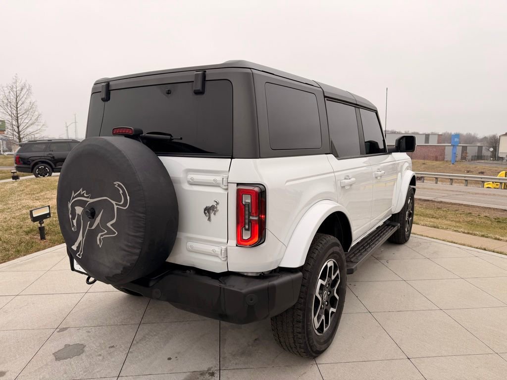 Used 2022 Ford Bronco Outer Banks image 5