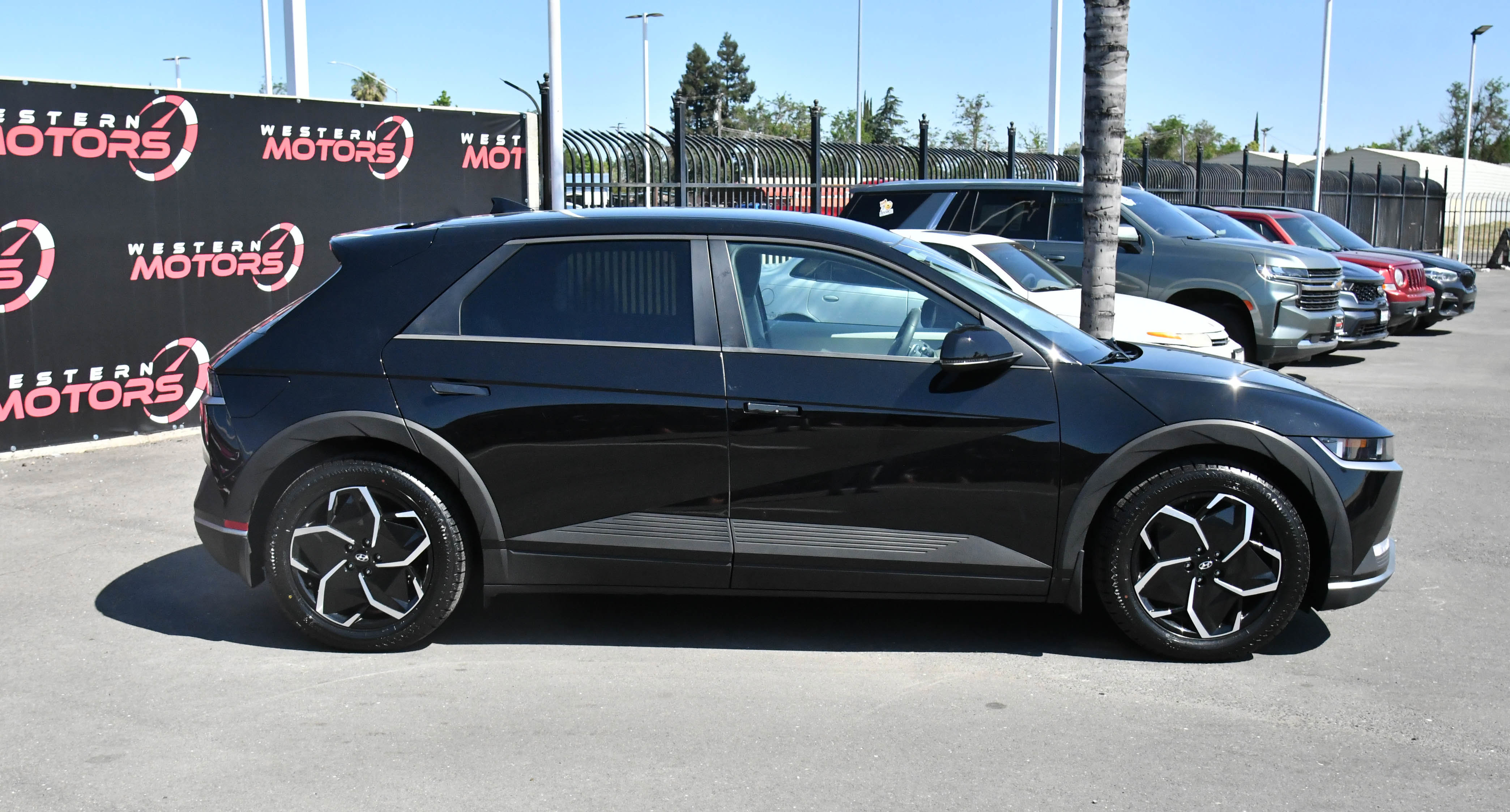 Used 2024 Hyundai Ioniq 5 SEL RWD image 9