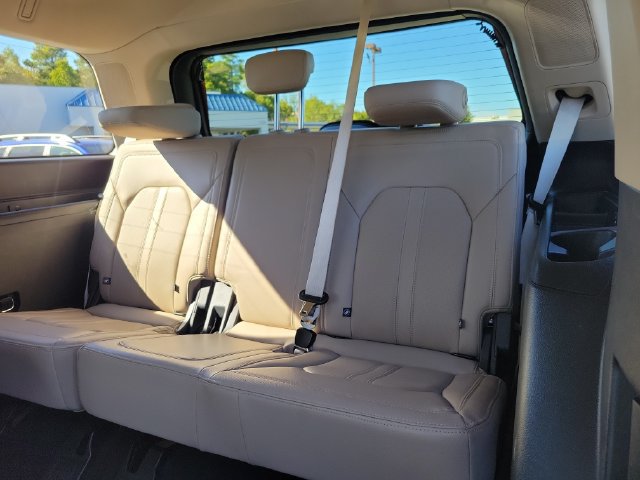 Used 2023 Ford Expedition Limited RWD image 14
