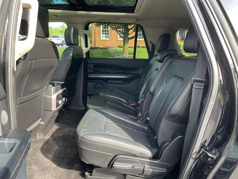 Used 2018 Ford Expedition Max Platinum AWD/4WD image 39