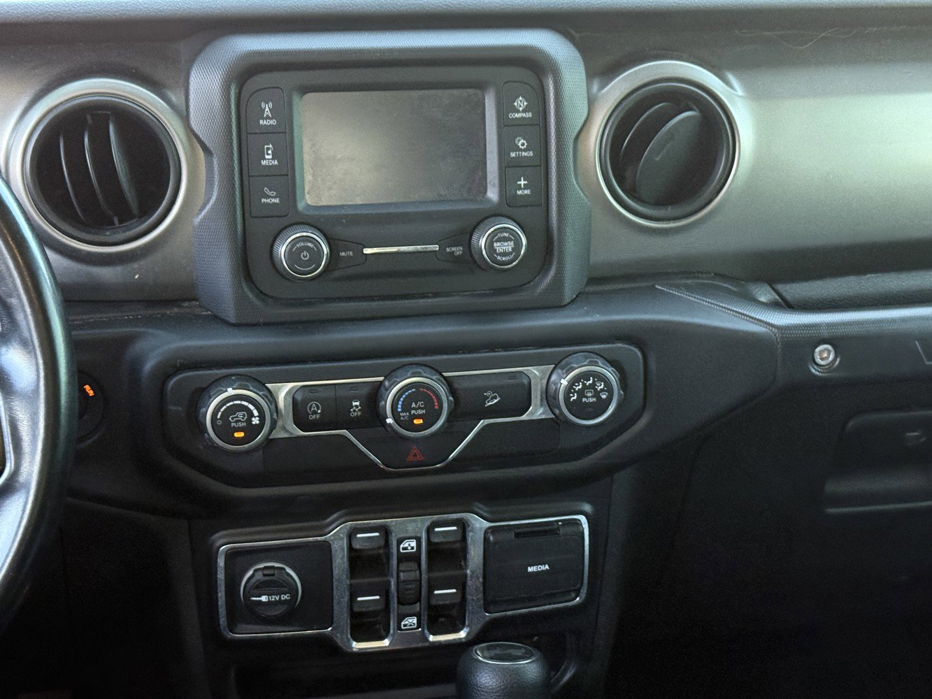 Used 2020 Jeep Wrangler Unlimited Sport S image 22