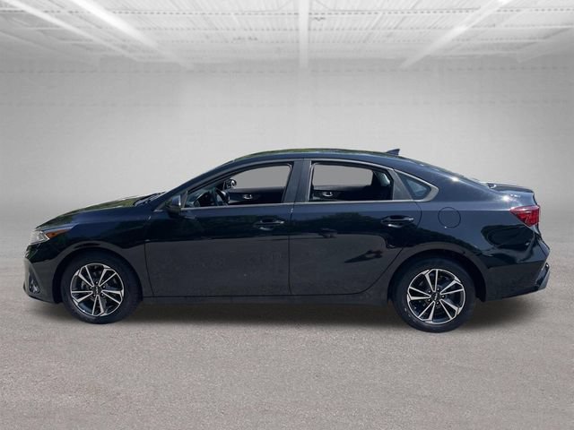 Used 2024 Kia Forte LXS FWD image 10