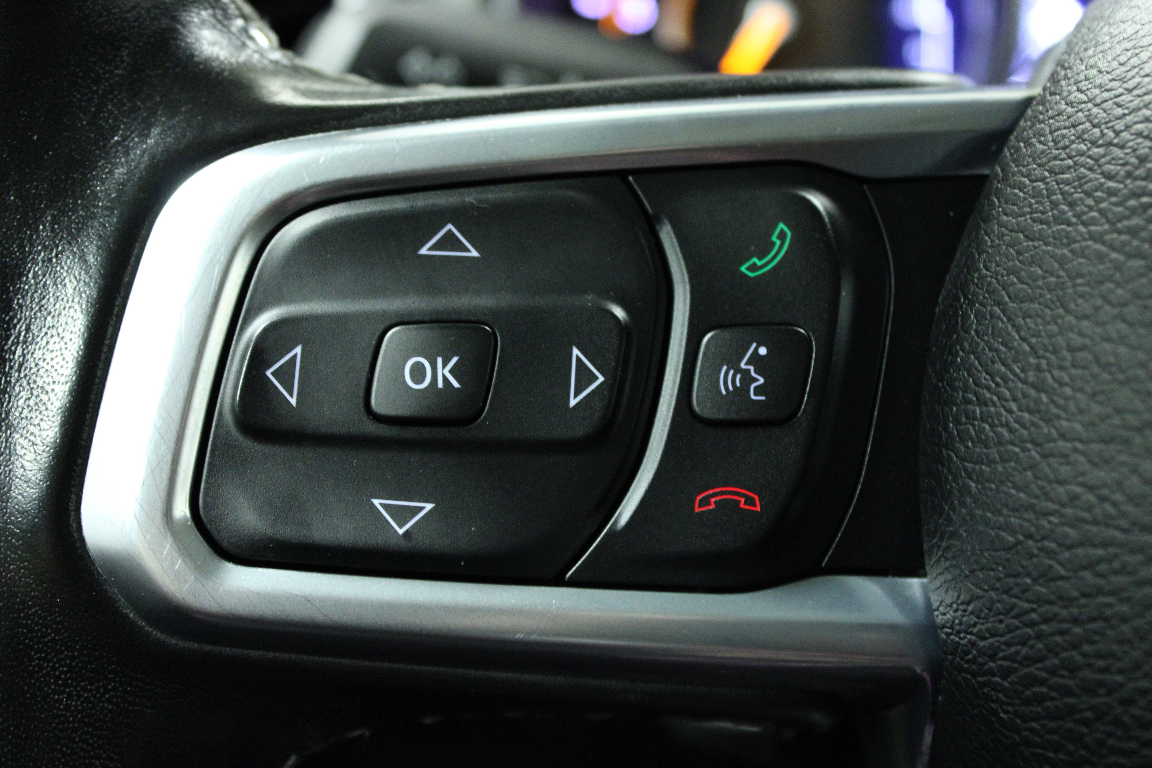 Used 2023 Jeep Wrangler Sahara w/ Cold Weather Group image 20